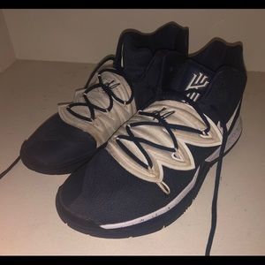 Nike Kyrie 5 (Navy Blue)Size:12